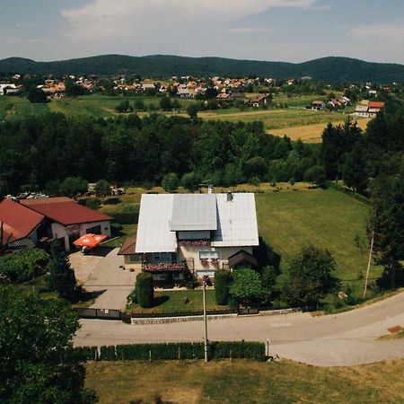 Apartman Belin Ogulin Luaran gambar