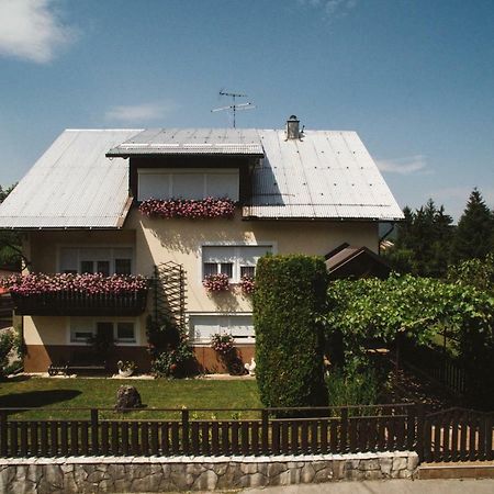 Apartman Belin Ogulin Luaran gambar