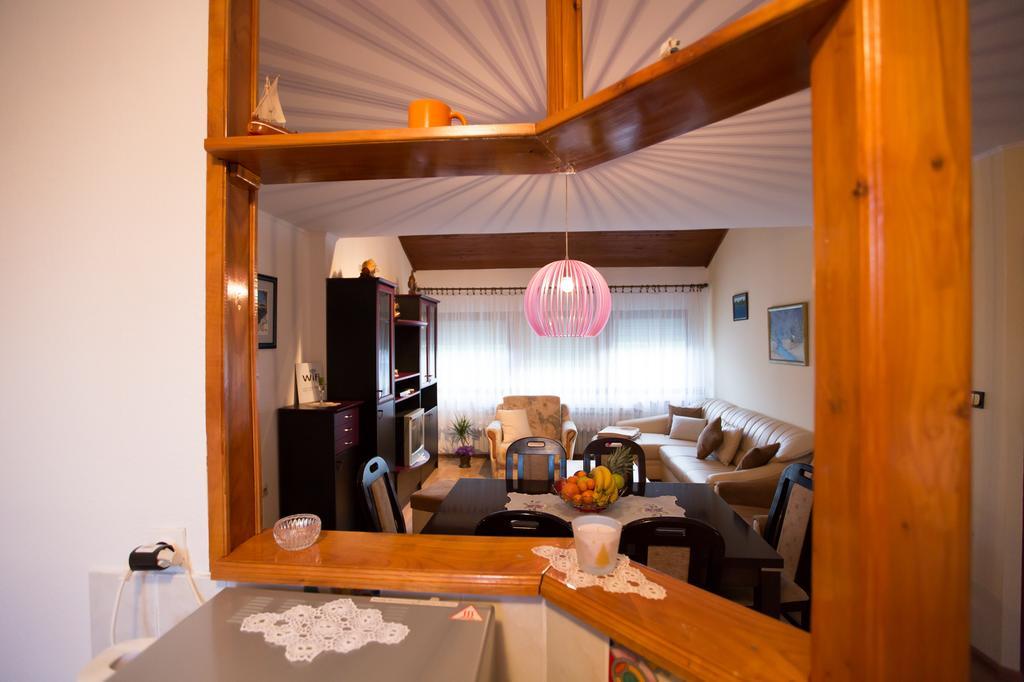 Apartman Belin Ogulin Luaran gambar